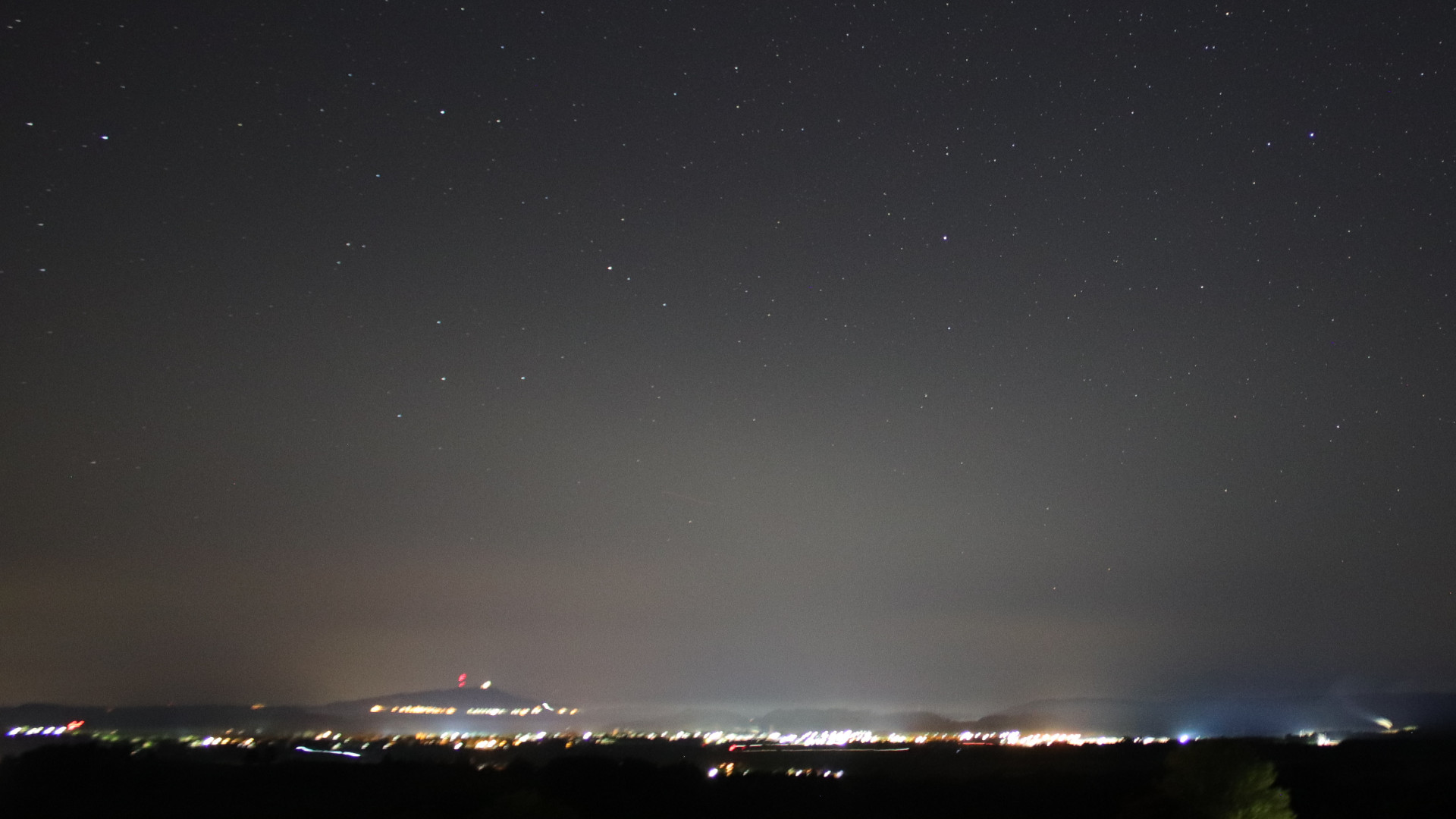 Le ciel profond en ville