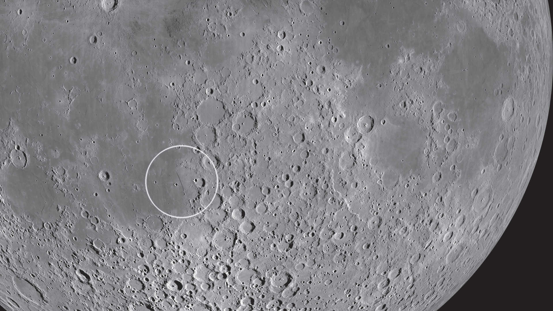 Rupes Recta et une épée sur la Lune