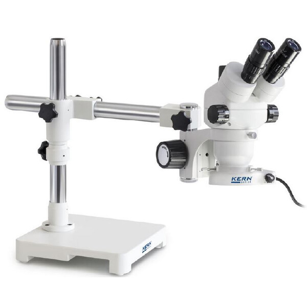 Microscope stéréo zoom Kern OZM 903, trino, 7x-45x, HSWF10x23mm, Trépied, Un bras (430 mm x 385 mm) avec plateau de table, Lampes annulaires LED 4,5 W