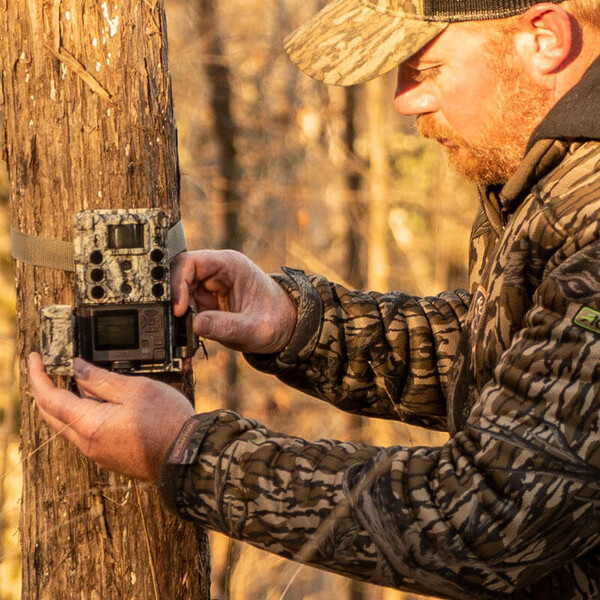 Appareil-photo spécial gibier Bushnell 32MP CORE DS4K Tree Bark Camo No Glow, Boîte 5L