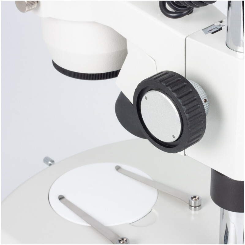 Microscope stéréo zoom Motic SMZ140-N2GG