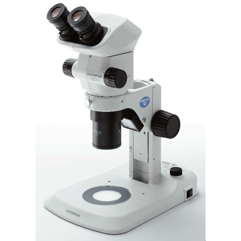 Microscope stéréo zoom Evident Olympus SZX7, trino, 0.8x-5.6x, avec lumière réfléchie et transmise