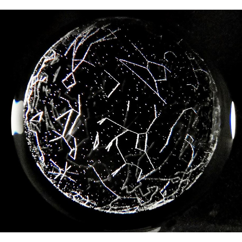 CinkS labs Les constellations dans une boule de verre 2D