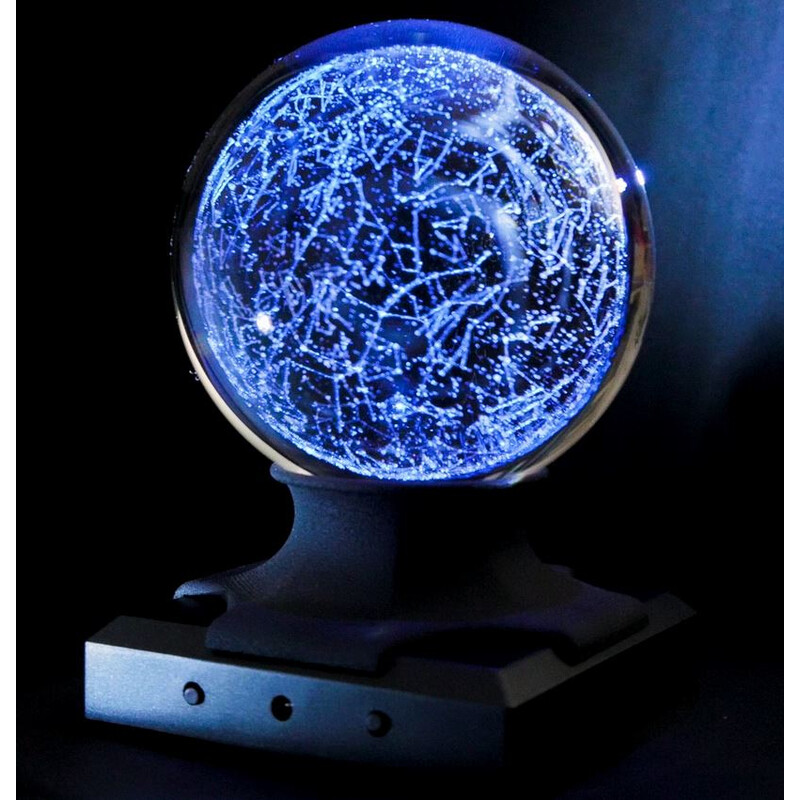 CinkS labs Les constellations dans une boule de verre 2D