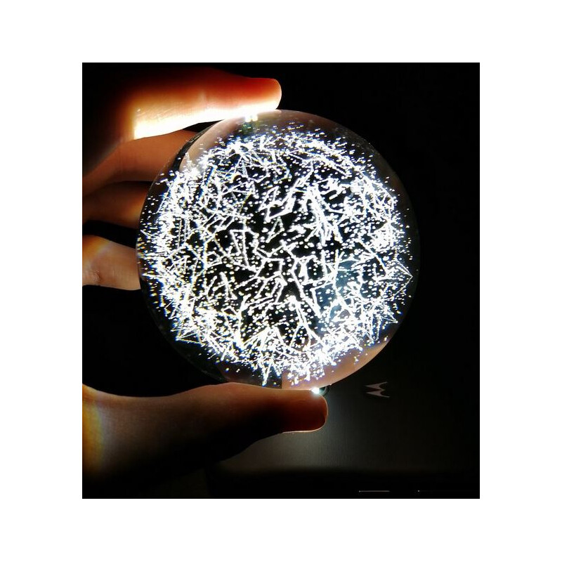 CinkS labs Les constellations dans une boule de verre 3D